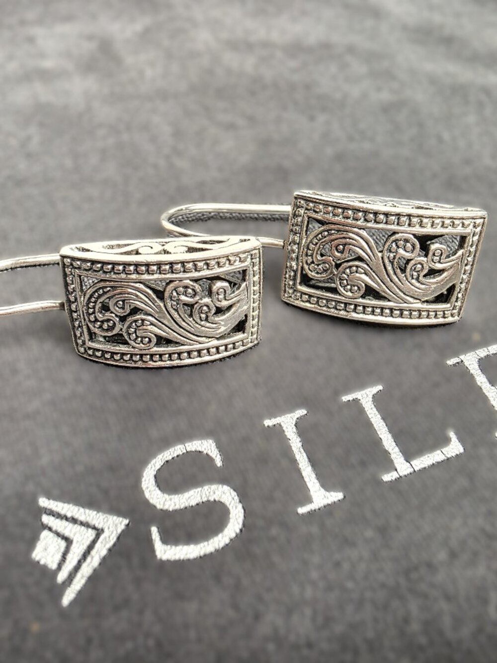 Silpada W1762 Paisley Filigree Sterling Silver Dangle Earrings 925